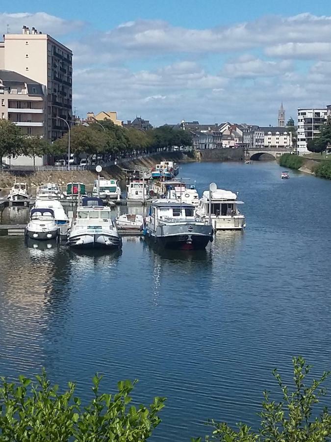 Les Tulipiers, Parking Securise, Lit Queen-Size, Le Port Du Mans Le Mans Kültér fotó